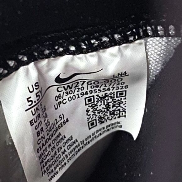 Nike GS LeBron XVIII 18 Graffiti Basketball Shoes CW2760-900 size 5.5Y/7 Womens - Picture 6 of 6